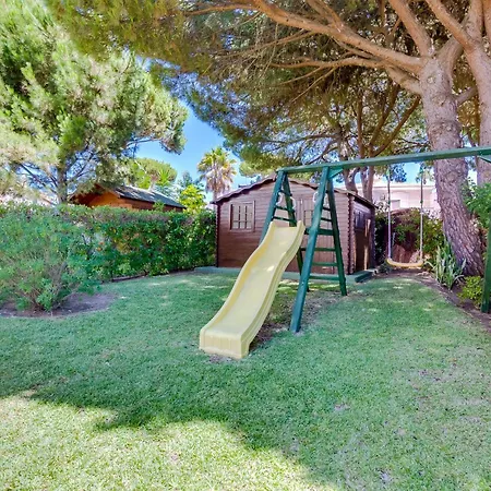 Holiday home Al - Moradia Brasil